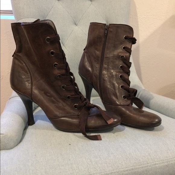 Various Torrid shoes ranging from size 11.5 to 12w - Picture 11 of 16